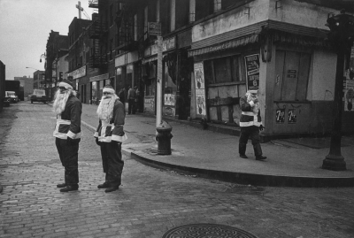 Susan McCartney: Santas on Houston Street, NYC