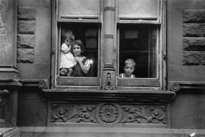 Margery Smith: Children in Window