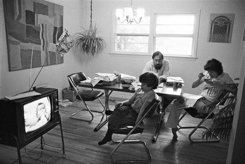 Fran Orlando: Rod and Mary Tulloss with David, c.1979/2023